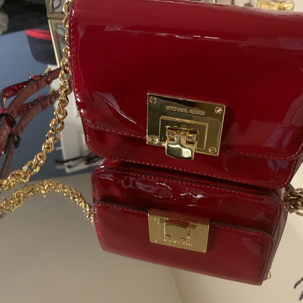 Michael Kors Leather Crossbody Mini Bag